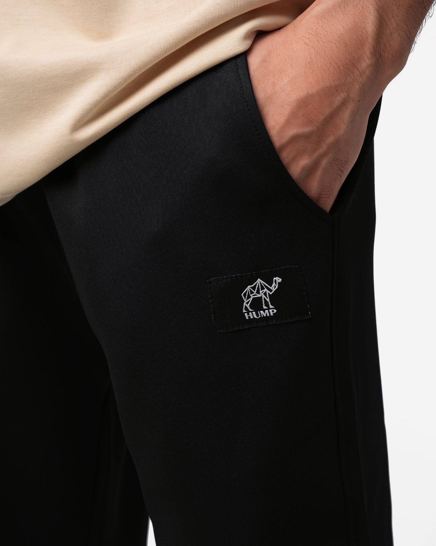 بنطلون أسود