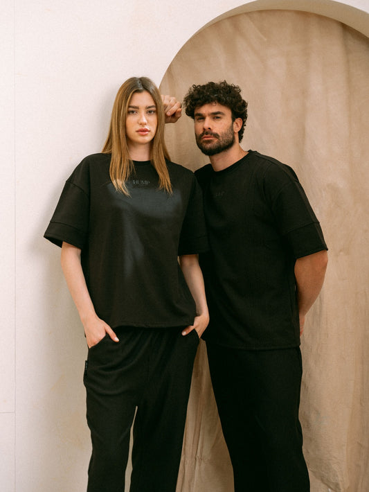 تيشيرت اسود