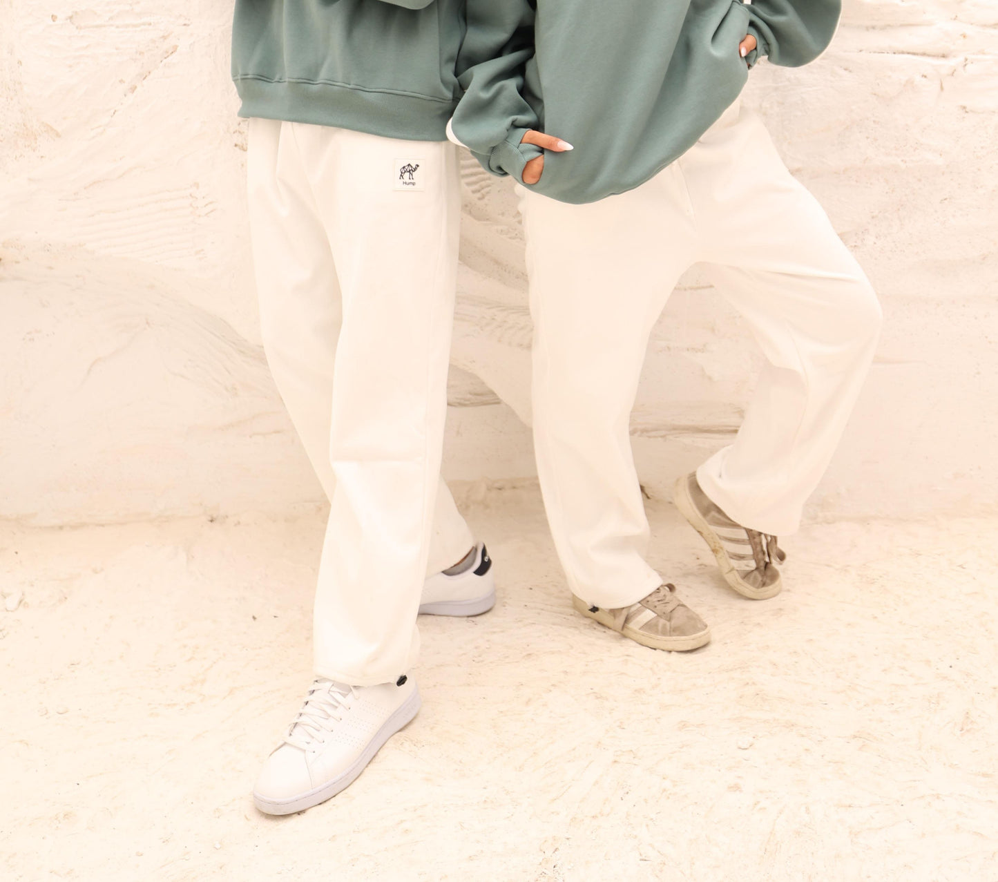 بنطلون أبيض شتوي