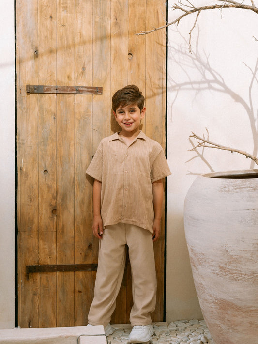 طقم قميص أطفال زيتي